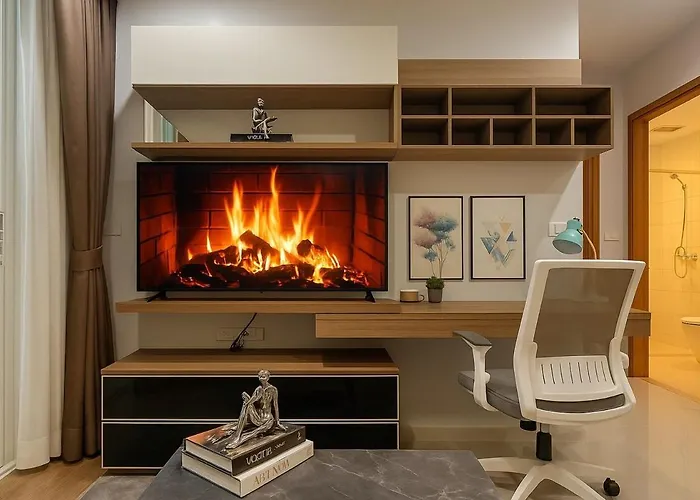Cozy High-rise Escape In The Heart Of Bangkok! 아파트 *