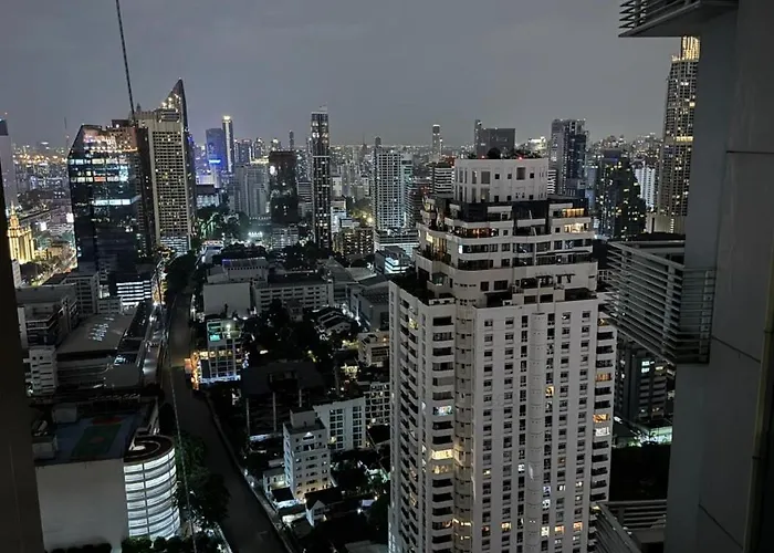 Cozy High-rise Escape In The Heart Of Bangkok!