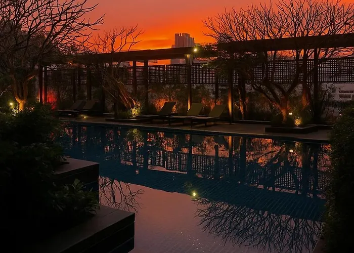 Cozy High-rise Escape In The Heart Of Bangkok! 아파트 방콕